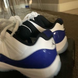 White Concord Jordan 11 Lows